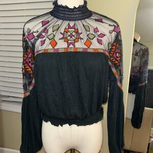 Mesh appliqué shirt